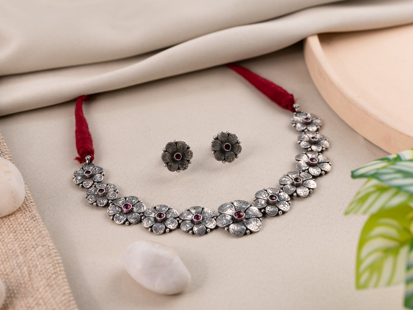 Gulnar Antique Necklace Set