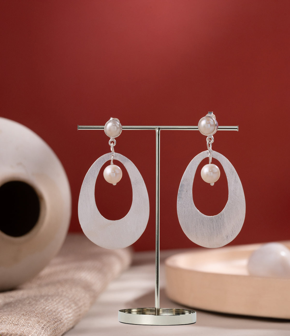 Aira Oval Drop Earrings