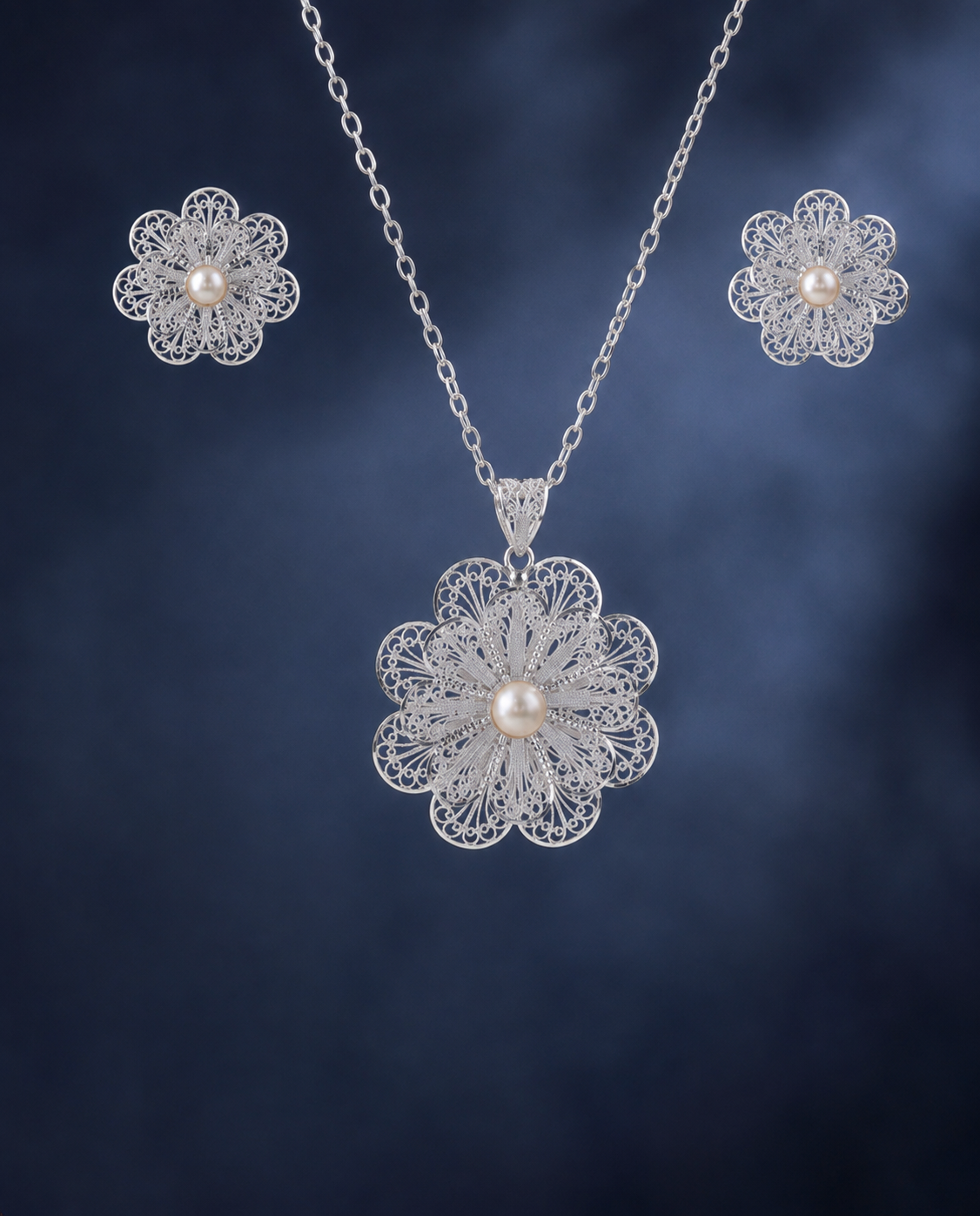 Sufi Gul Pendant Set