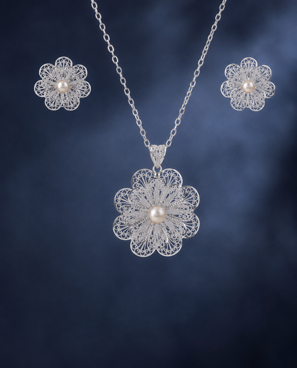 Sufi Gul Pendant Set