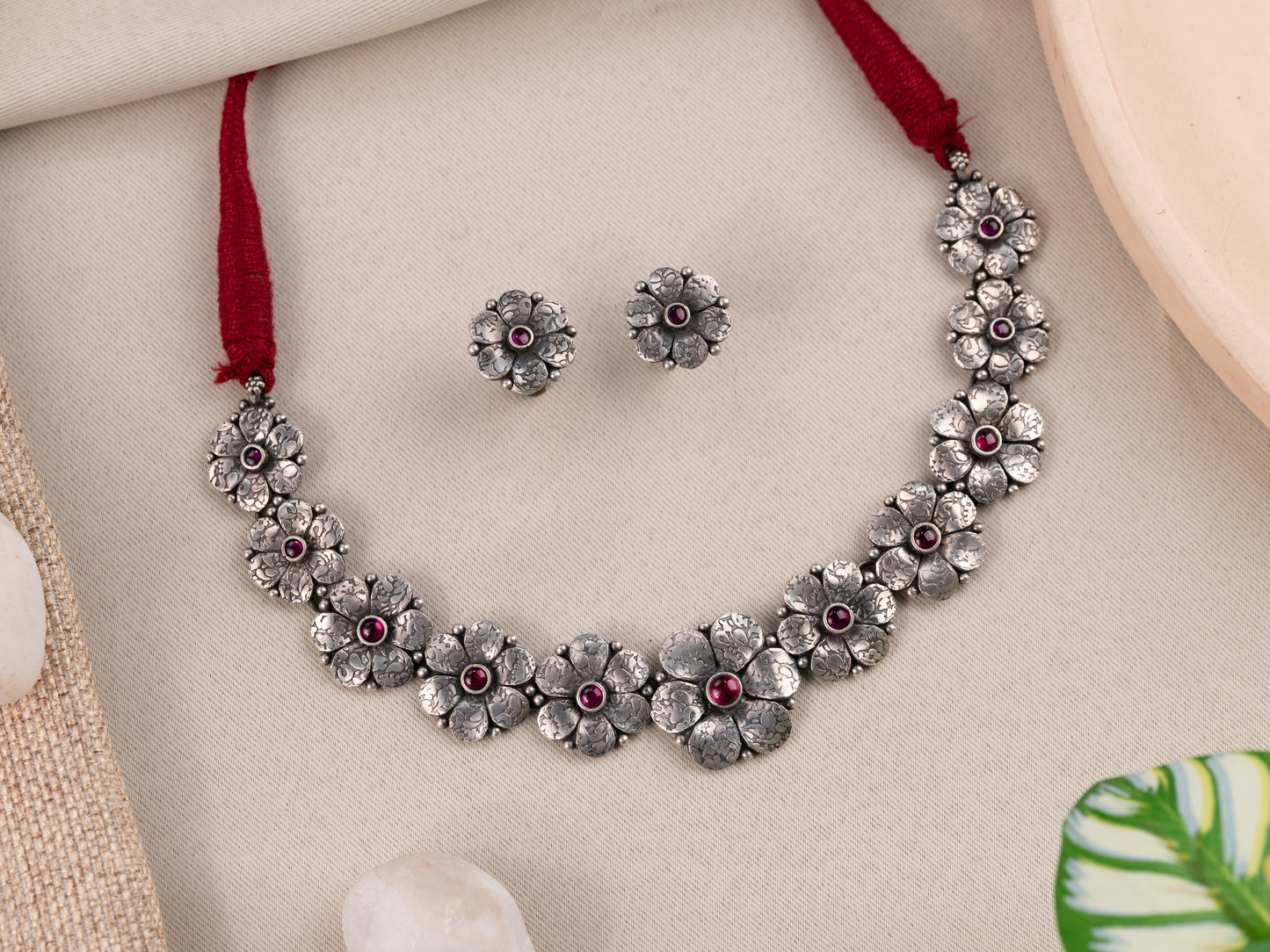 Gulnar Antique Necklace Set