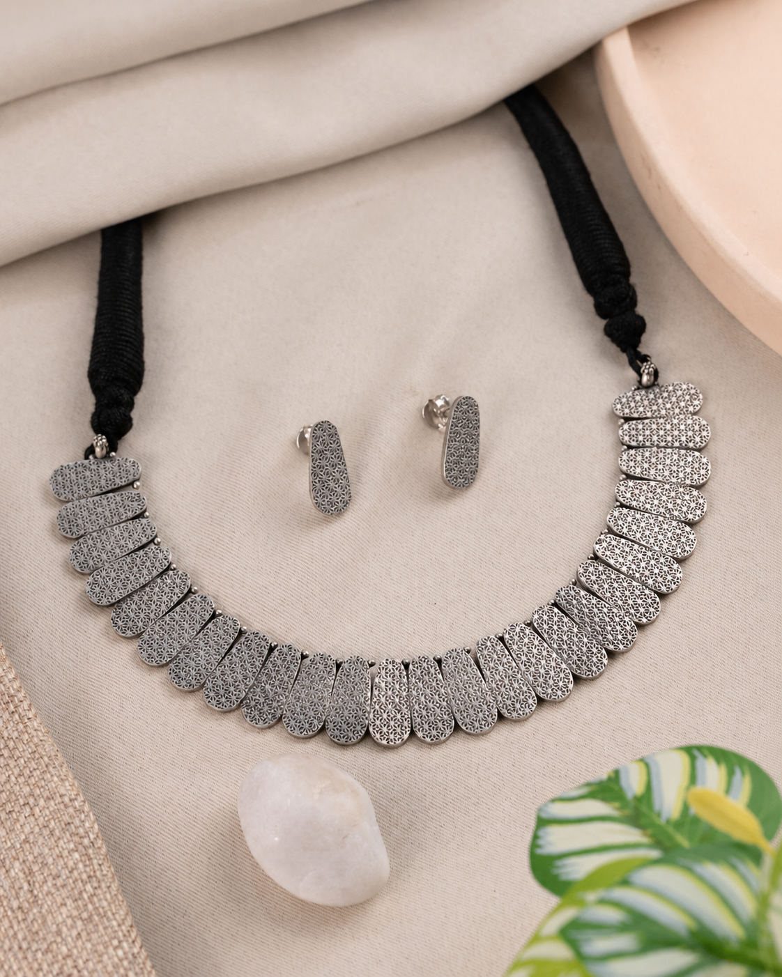 Trasha Antique Necklace Set