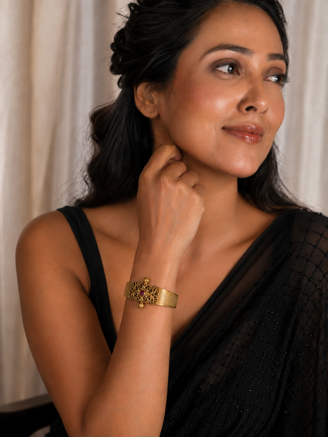 Meher Gold Tone Silver Kada