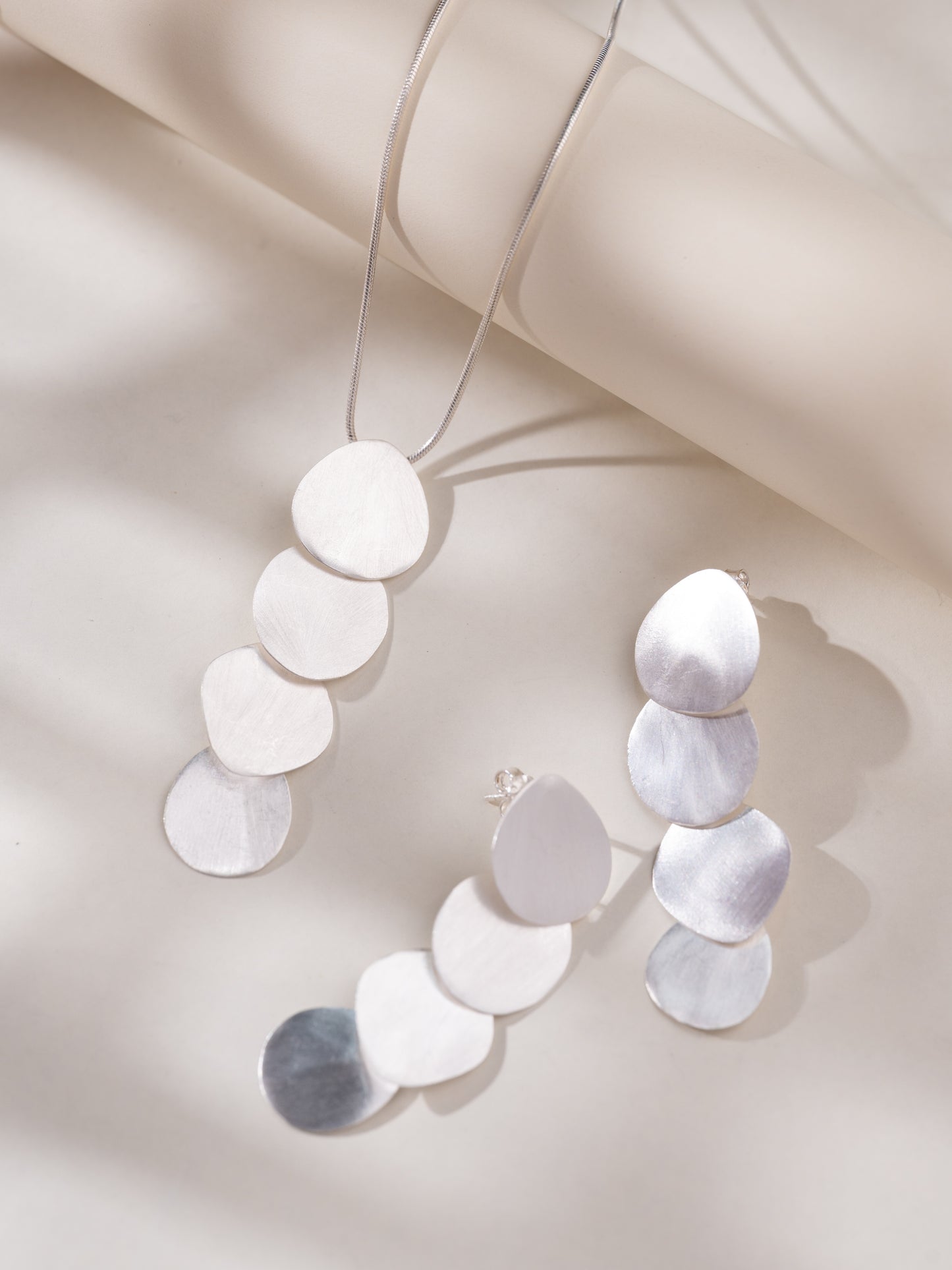 Samaya Silver Pendant Set