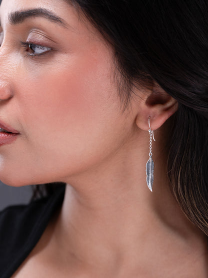 Ila Silver Leaf Earrings